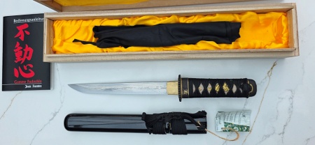 Folded Tsunami Tanto